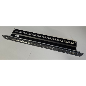 Panneau 24 ports 1U alu noirRJ45, non équipé de connecteurs