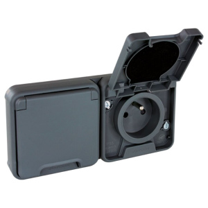 OXXO double PC 2P+T  IP55 GRIS ENCASTRE