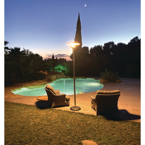 Tête de mât Tulipe 25W 3000°K 2000 Lm  100% autonome Traitée anti-fe